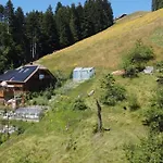 Bei Selbstversorger Auf Kleinbauernhof 아파트 *