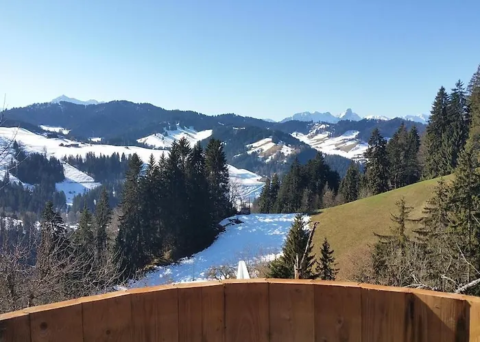 Bei Selbstversorger Auf Kleinbauernhof Eriz